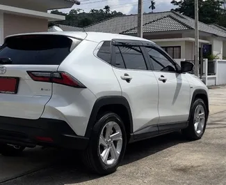 Mietwagen Toyota Yaris Cross 2024 in Thailand, mit Hybride-Kraftstoff und 116 PS ➤ Ab 900 THB pro Tag.