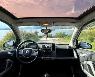 Benzin 1,0L Motor von Smart Fortwo 2010 zur Miete in Budva.