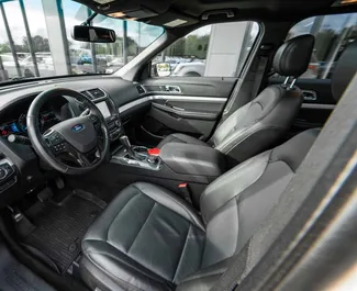 Vermietung Ford Explorer. Komfort, Premium, Crossover Fahrzeug zur Miete in Georgien ✓ Kaution Keine Kaution ✓ Versicherungsoptionen KFZ-HV, VKV Plus, VKV Komplett, Insassen, Diebstahlschutz, Keine Kaution.