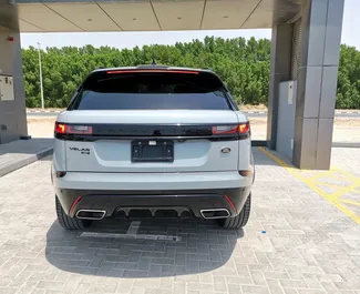 Benzin 2,0L Motor von Land Rover Range Rover Velar 2022 zur Miete in Dubai.