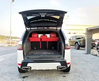 Benzin 3,0L Motor von Land Rover Range Rover Sport 2021 zur Miete in Dubai.