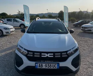 Mietwagen Dacia Sandero Stepway 2025 in Albanien, mit Benzin-Kraftstoff und 100 PS ➤ Ab 21 EUR pro Tag.