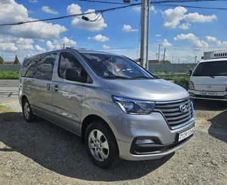 Autovermietung Hyundai Grand Starex Nr.13969 Automatisch in Kutaisi, ausgestattet mit einem 2,5L Motor ➤ Von Naili in Georgien.