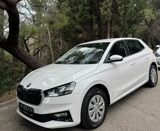 Mietwagen Skoda Fabia 2025 in Montenegro, mit Benzin-Kraftstoff und 120 PS ➤ Ab 30 EUR pro Tag.