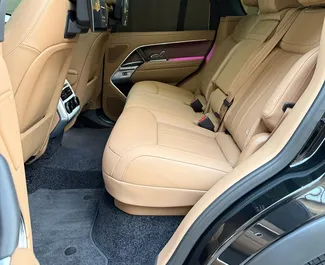 Vermietung Land Rover Range Rover. Premium, Luxus, SUV Fahrzeug zur Miete in VAE ✓ Kaution Einzahlung von 2500 AED ✓ Versicherungsoptionen KFZ-HV.