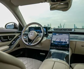 Vermietung Mercedes-Benz S580 e. Premium, Luxus Fahrzeug zur Miete in VAE ✓ Kaution Einzahlung von 2500 AED ✓ Versicherungsoptionen KFZ-HV.
