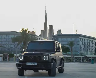 Frontansicht eines Mietwagens Mercedes-Benz G63 in Dubai, VAE ✓ Auto Nr.13591. ✓ Automatisch TM ✓ 0 Bewertungen.
