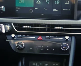 Vermietung Hyundai Sonata. Komfort, Premium Fahrzeug zur Miete in VAE ✓ Kaution Einzahlung von 2500 AED ✓ Versicherungsoptionen KFZ-HV.