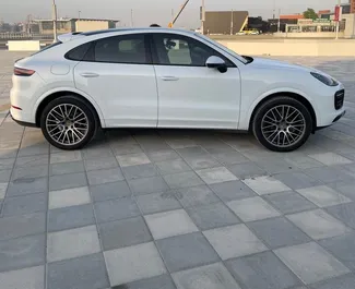 Mietwagen Porsche Cayenne 2019 in VAE, mit Benzin-Kraftstoff und 340 PS ➤ Ab 800 AED pro Tag.