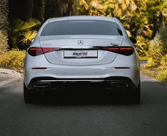 Mietwagen Mercedes-Benz S500 2021 in VAE, mit Benzin-Kraftstoff und 435 PS ➤ Ab 1200 AED pro Tag.