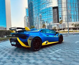 Lamborghini Huracan STO 2023 zur Miete verfügbar in Dubai, mit Kilometerbegrenzung unbegrenzte.