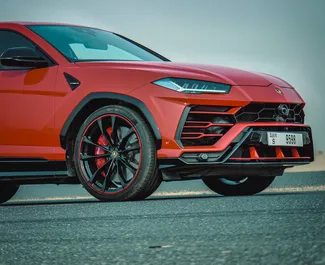 Vermietung Lamborghini Urus. Premium, Luxus, Crossover Fahrzeug zur Miete in VAE ✓ Kaution Einzahlung von 2500 AED ✓ Versicherungsoptionen KFZ-HV.
