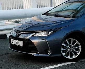 Toyota Corolla Sedan 2025 mit Antriebssystem Frontantrieb, verfügbar in Dubai.