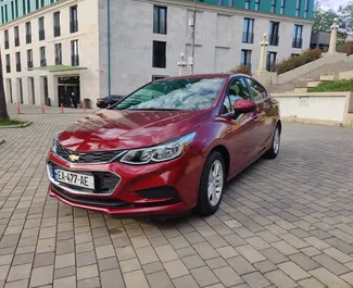 Benzin 1,4L Motor von Chevrolet Cruze 2018 zur Miete in Kutaisi.