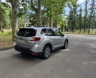 Frontansicht eines Mietwagens Subaru Forester in Kutaisi, Georgien ✓ Auto Nr.14011. ✓ Automatisch TM ✓ 0 Bewertungen.