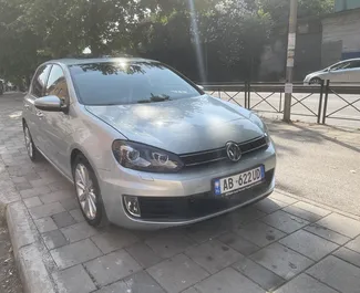 Autovermietung Volkswagen Golf 6 Nr.13930 Automatisch in Tirana, ausgestattet mit einem 2,0L Motor ➤ Von Oltjon in Albanien.