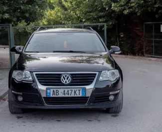 Frontansicht eines Mietwagens Volkswagen Passat Variant in Durres, Albanien ✓ Auto Nr.7291. ✓ Automatisch TM ✓ 1 Bewertungen.