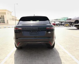 Benzin 2,0L Motor von Land Rover Range Rover Velar 2023 zur Miete in Dubai.