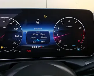 Mercedes-Benz C-Class 2024 zur Miete verfügbar in Dubai, mit Kilometerbegrenzung unbegrenzte.