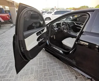 Mietwagen Mercedes-Benz C300 Cabrio 2023 in VAE, mit Benzin-Kraftstoff und 255 PS ➤ Ab 400 AED pro Tag.