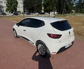 Renault Clio 4 2019 zur Miete verfügbar in Budva, mit Kilometerbegrenzung unbegrenzte.