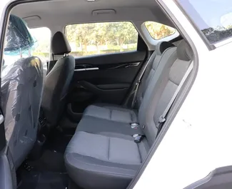 Frontansicht eines Mietwagens Kia Seltos in Dubai, VAE ✓ Auto Nr.13577. ✓ Automatisch TM ✓ 0 Bewertungen.