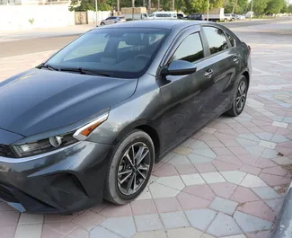 Frontansicht eines Mietwagens Kia Forte in Dubai, VAE ✓ Auto Nr.13597. ✓ Automatisch TM ✓ 0 Bewertungen.
