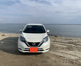 Benzin 1,2L Motor von Nissan Note 2019 zur Miete in Larnaca.
