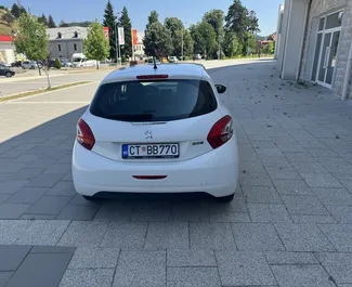 Mietwagen Peugeot 208 2014 in Montenegro, mit Diesel-Kraftstoff und 70 PS ➤ Ab 25 EUR pro Tag.