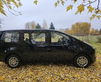 Diesel 2,2L Motor von Hyundai Staria 2024 zur Miete in Minsk.