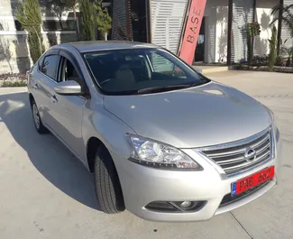 Frontansicht eines Mietwagens Nissan Sylphy in Paphos, Zypern ✓ Auto Nr.3166. ✓ Automatisch TM ✓ 0 Bewertungen.