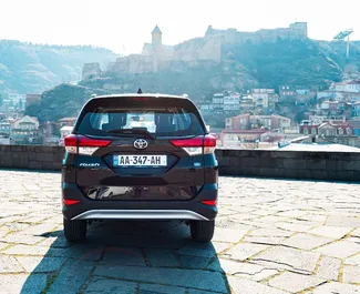 Benzin 1,5L Motor von Toyota Rush 2022 zur Miete in Tiflis.