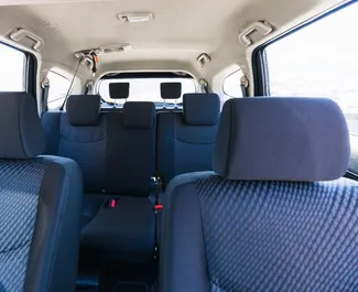 Vermietung Toyota Rush. Komfort, Crossover, Minivan Fahrzeug zur Miete in Georgien ✓ Kaution Keine Kaution ✓ Versicherungsoptionen KFZ-HV, VKV Plus, VKV Komplett, Insassen.