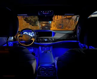 Benzin 4,7L Motor von Mercedes-Benz S500 2019 zur Miete in Tiflis.