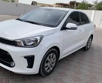 Frontansicht eines Mietwagens Kia Pegas in Dubai, VAE ✓ Auto Nr.14002. ✓ Automatisch TM ✓ 0 Bewertungen.