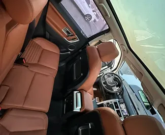 Mietwagen Land Rover Discovery Sport 2015 in Albanien, mit Diesel-Kraftstoff und 190 PS ➤ Ab 64 EUR pro Tag.
