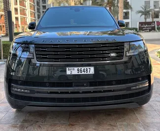 Frontansicht eines Mietwagens Land Rover Range Rover in Dubai, VAE ✓ Auto Nr.13638. ✓ Automatisch TM ✓ 0 Bewertungen.