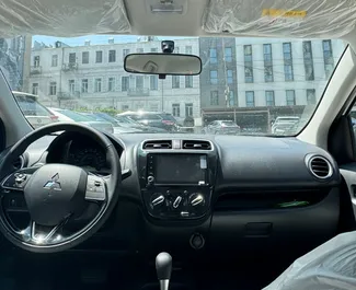 Vermietung Mitsubishi Attrage. Wirtschaft Fahrzeug zur Miete in Georgien ✓ Kaution Keine Kaution ✓ Versicherungsoptionen KFZ-HV, VKV Plus, VKV Komplett, Insassen.