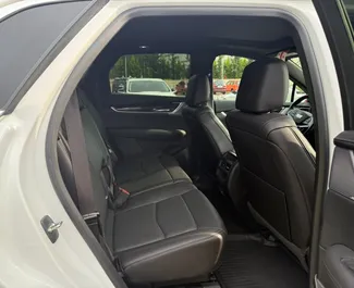Cadillac XT4 2023 zur Miete verfügbar in Tiflis, mit Kilometerbegrenzung unbegrenzte.