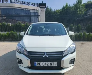 Frontansicht eines Mietwagens Mitsubishi Attrage in Tiflis, Georgien ✓ Auto Nr.13932. ✓ Automatisch TM ✓ 0 Bewertungen.