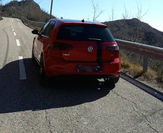 Volkswagen Golf 7 2015 zur Miete verfügbar in Tirana, mit Kilometerbegrenzung unbegrenzte.
