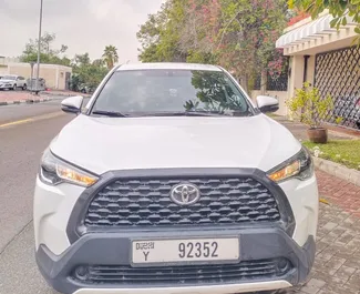 Mietwagen Toyota Corolla Cross 2023 in VAE, mit Benzin-Kraftstoff und 196 PS ➤ Ab 67 AED pro Tag.