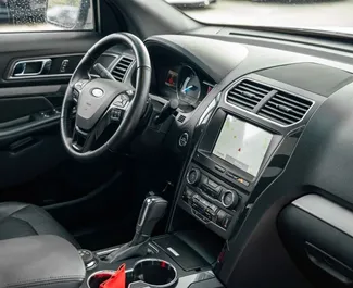 Ford Explorer 2020 mit Antriebssystem Allradantrieb, verfügbar in Tiflis.
