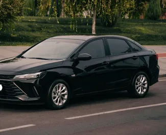 Frontansicht eines Mietwagens Chevrolet Monza in Taschkent, Usbekistan ✓ Auto Nr.13563. ✓ Automatisch TM ✓ 0 Bewertungen.