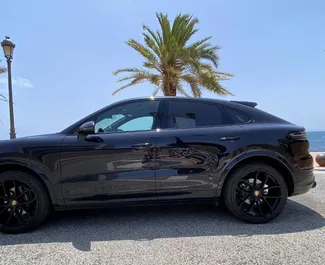 Benzin 3,0L Motor von Porsche Cayenne 2020 zur Miete in Alicante.