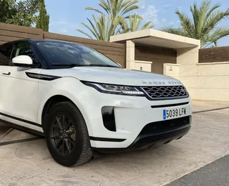 Frontansicht eines Mietwagens Land Rover Range Rover Evoque in Alicante, Spanien ✓ Auto Nr.13970. ✓ Automatisch TM ✓ 0 Bewertungen.