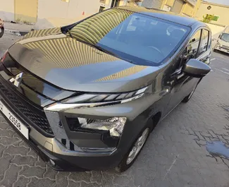 Frontansicht eines Mietwagens Mitsubishi Xpander in Dubai, VAE ✓ Auto Nr.14014. ✓ Automatisch TM ✓ 0 Bewertungen.