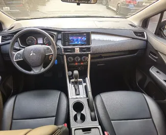 Mitsubishi Xpander 2024 zur Miete verfügbar in Dubai, mit Kilometerbegrenzung unbegrenzte.