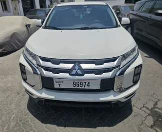 Vermietung Mitsubishi ASX. Komfort, Crossover Fahrzeug zur Miete in VAE ✓ Kaution Keine Kaution ✓ Versicherungsoptionen KFZ-HV, TKV, VKV Komplett, Keine Kaution.