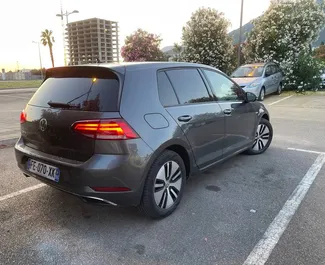Mietwagen Volkswagen Golf 7 2019 in Montenegro, mit Elektrizität-Kraftstoff und 150 PS ➤ Ab 30 EUR pro Tag.